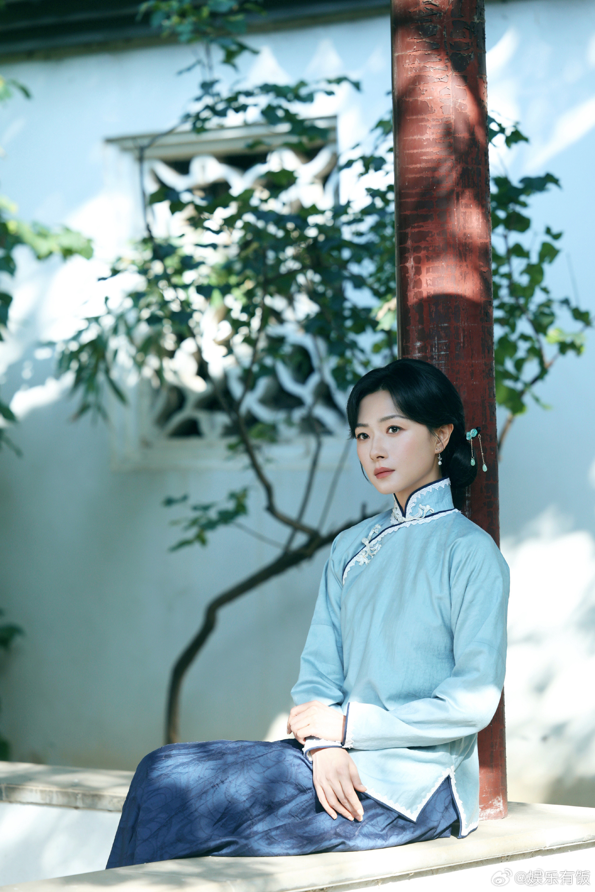 万茜民国风完全白月光万茜民国大家闺秀仪态万茜新剧《八千里路云和月》开播释出民国