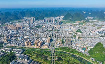 它是国家中医药管理局与广西壮族自治区共建高校，临床医学和药理学与毒理学两个学科进