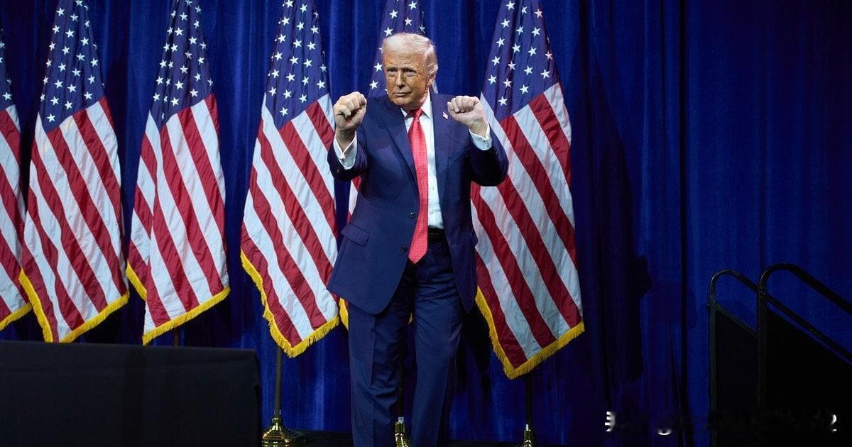 特朗普谈到了结束乌克兰战争的问题，并称那是“普京的地盘”美国总统特朗普就乌