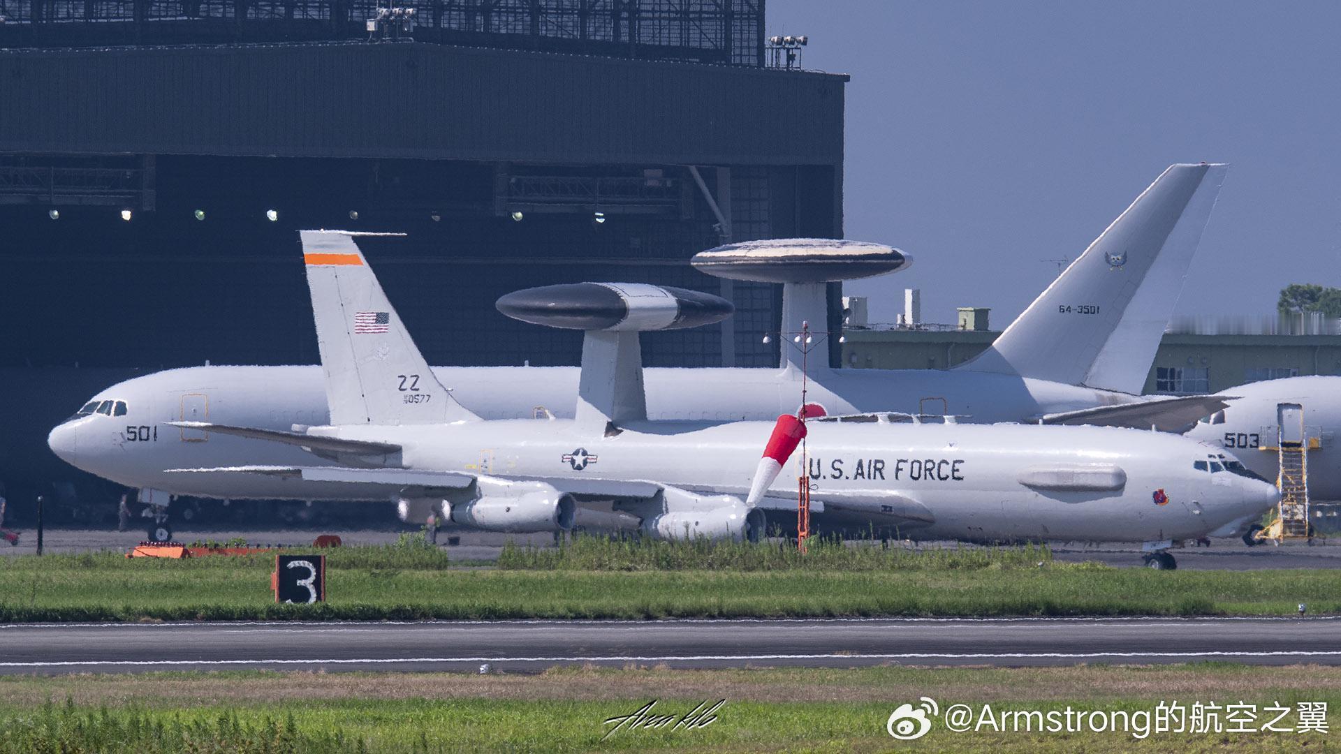 E-3G和E-767尺寸对比​​​