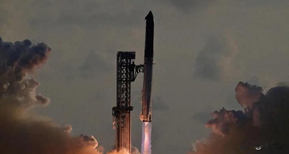 9月28日晚8点49分，兰州人刚吃完饭，大洋那边得州星港基地一声响，SpaceX