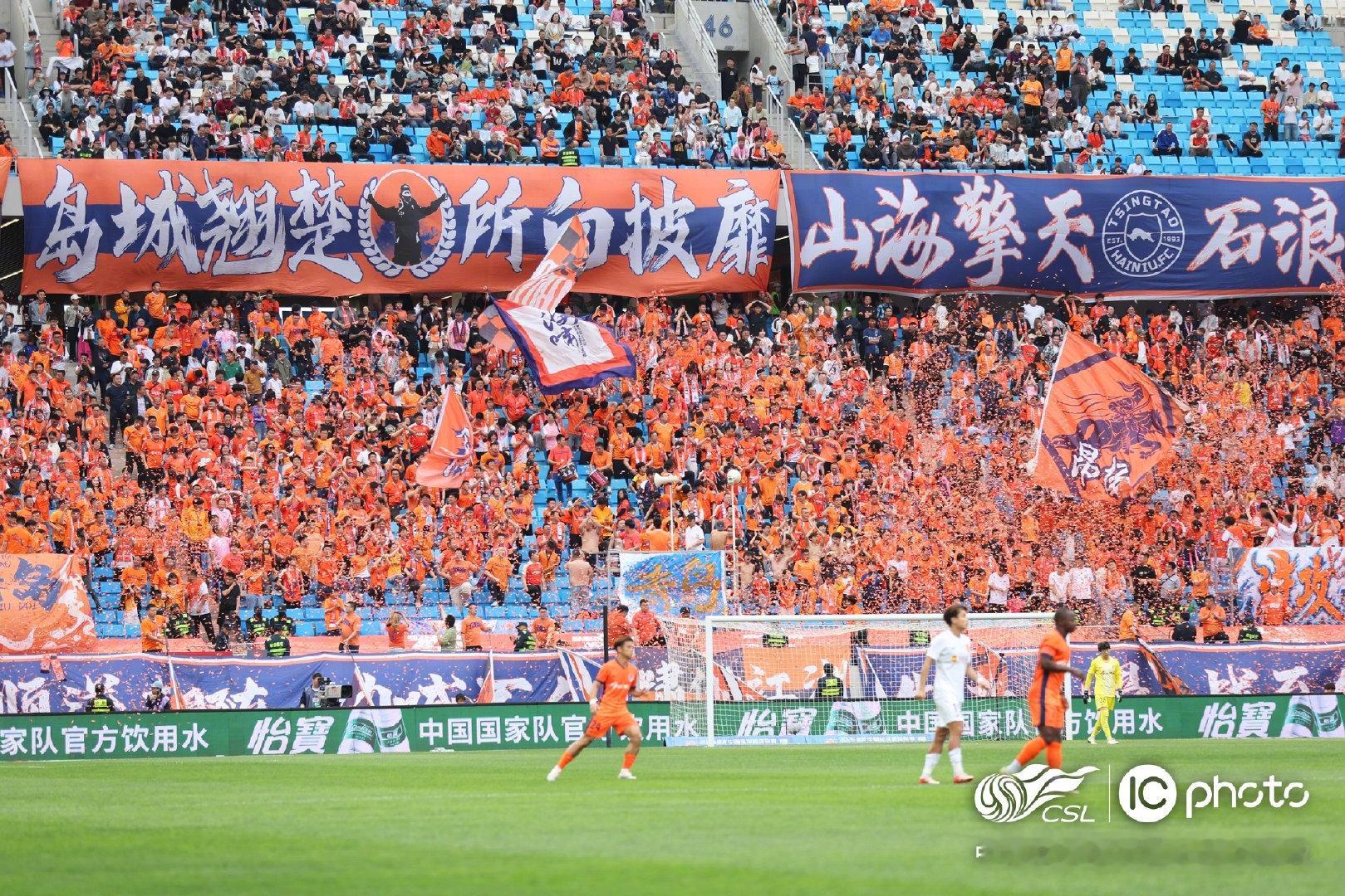 青岛海牛：2013年，降入中甲2016年，降入中乙2021年，升入中甲2022年，升入中超2026年