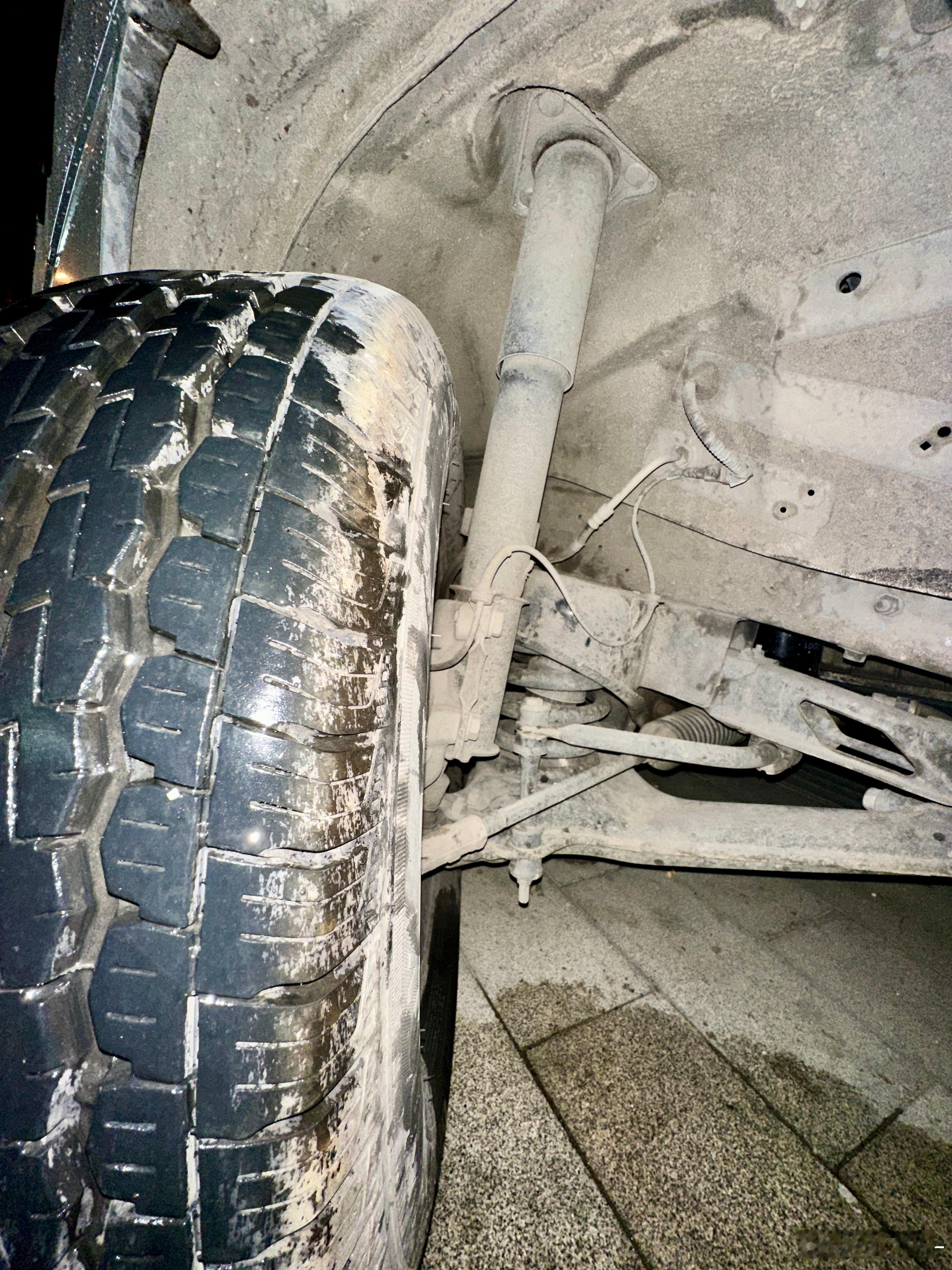 簧减分离麦弗逊儿