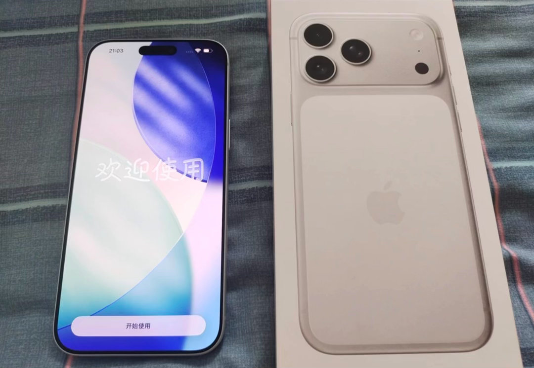 新手机回避症我反而相反，当时高考完换手机，心里只有激动。工作人员问我旧手机的数据