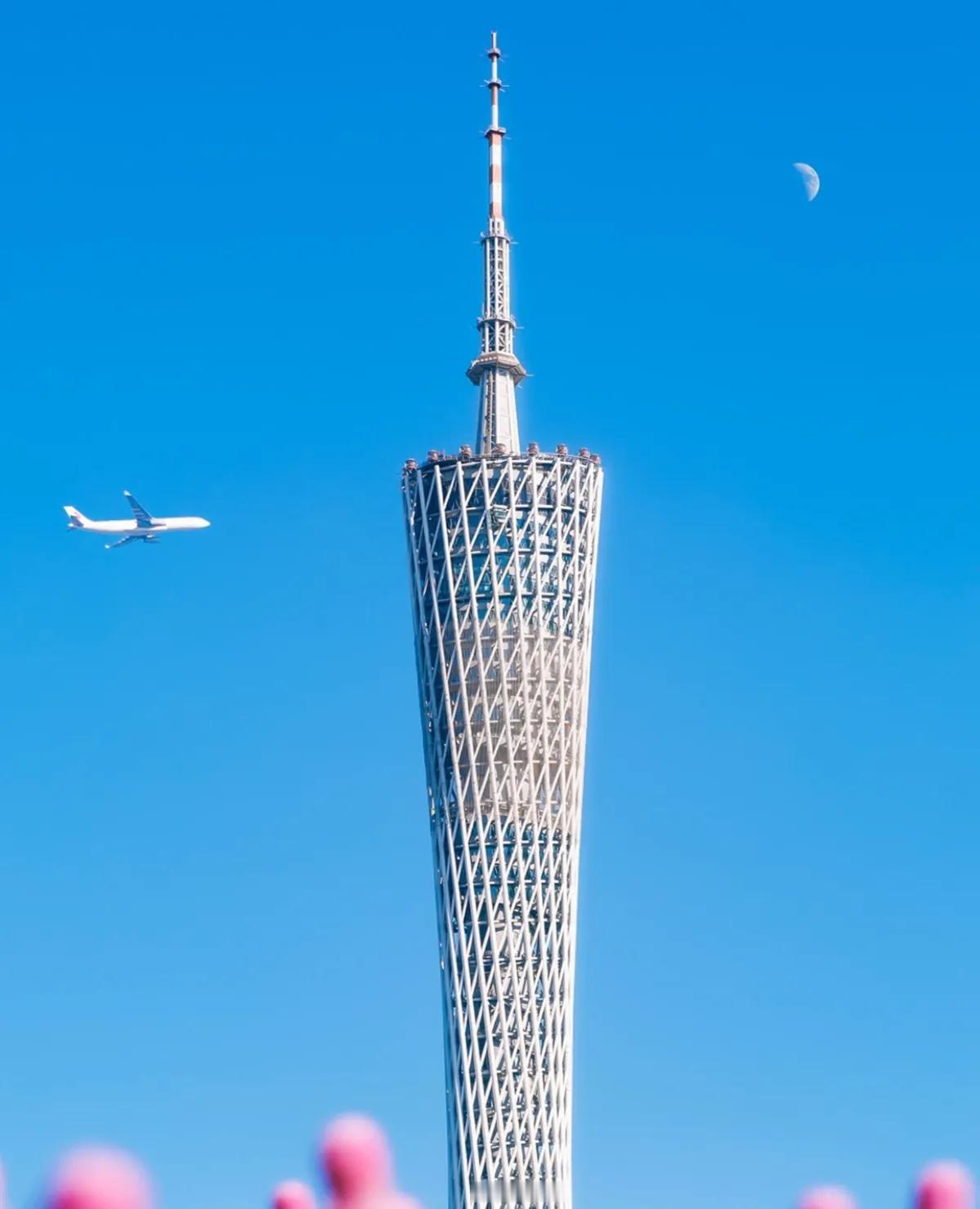 大家注意11日17时延庆、昌平、门头沟、房山将率先开始出现大风天气，20时前后