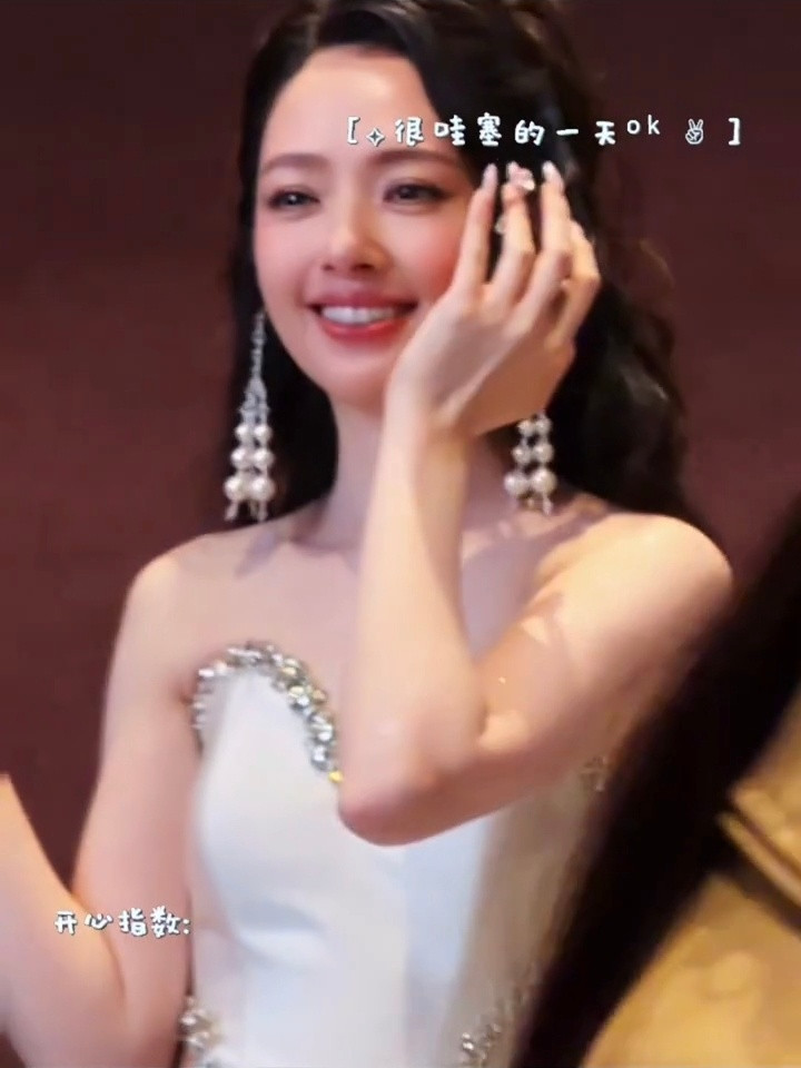 向佐探班郭碧婷向佐晒探班郭碧婷视频向佐晒与郭碧婷二人世界