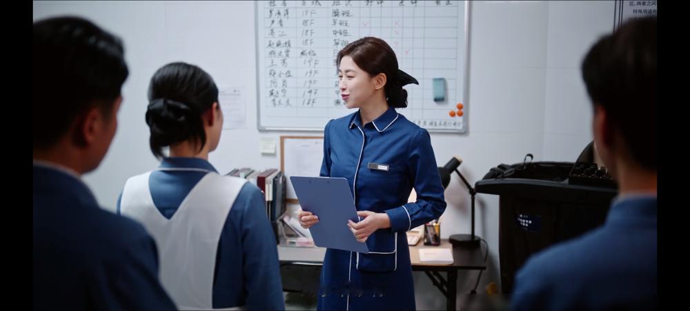 别再吹《蜜语纪》的女性崛起了。我告诉你，这根本不是爽剧，这是一剂精准投喂给中年人