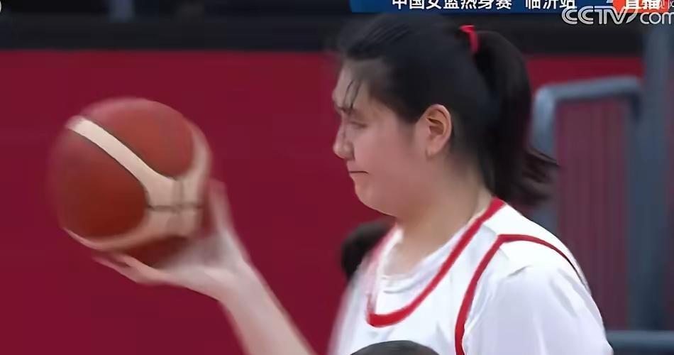 “张子宇的天赋，你想象不到！”大家都知道，张子宇的身高和臂展，堪称无人能及。