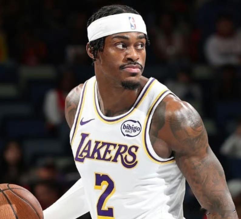 雷迪克盛赞范德比尔特！今天，客场作战的湖人队以116-114险胜太阳队。本场