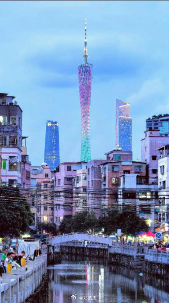 【想不到，为什么广州房价最抗跌是荔湾】这段时间我在比对各区楼市变动情况...