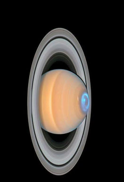 哈勃太空望远镜拍摄到的令人惊叹的土星极光照片。