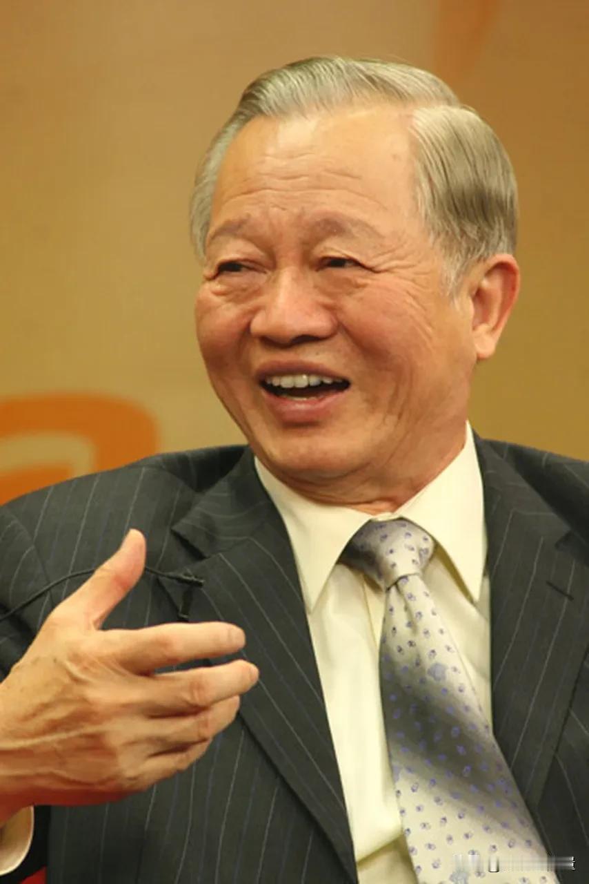 曾仕强icon教授说:“成功人嘴巴都是含含糊糊的，说的清楚的人都是下场很难