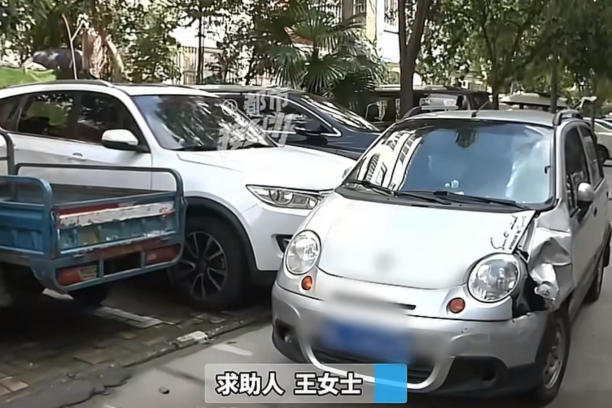 河南，女子找物业租了车位，停了2年多，一直没事，可邻居回来后，说车位是他长租的，