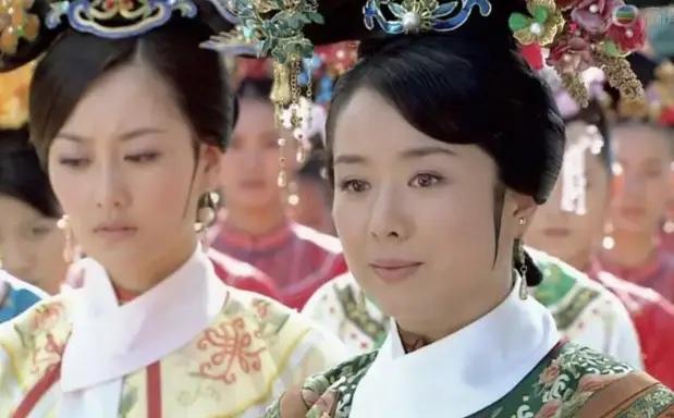 清代敬事房有一条铁律：嫔妃年满五十，名字从侍寝名册上永久划掉。这不是哪个皇帝心狠