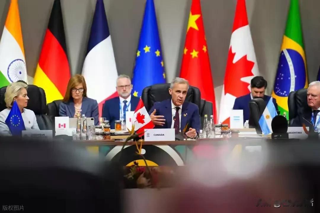 今年的南非G20峰会出了一件很反常的怪事！大家都知，往届G20峰会的联合宣