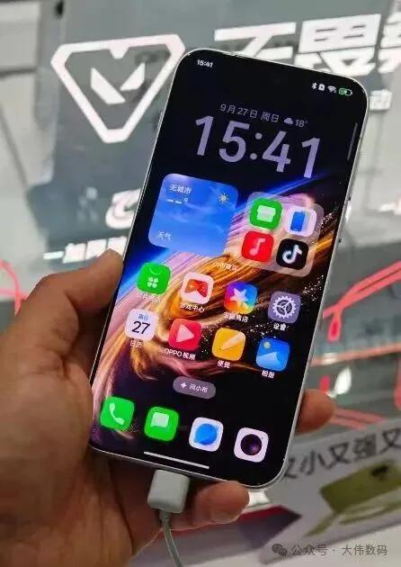 新机官宣：10月12日，正式发布，16GB+1TB！一加16定档10月