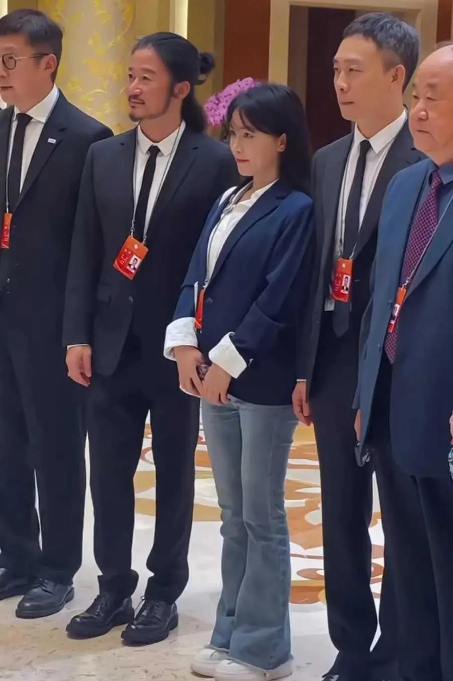 吴京这是准备走什么路线