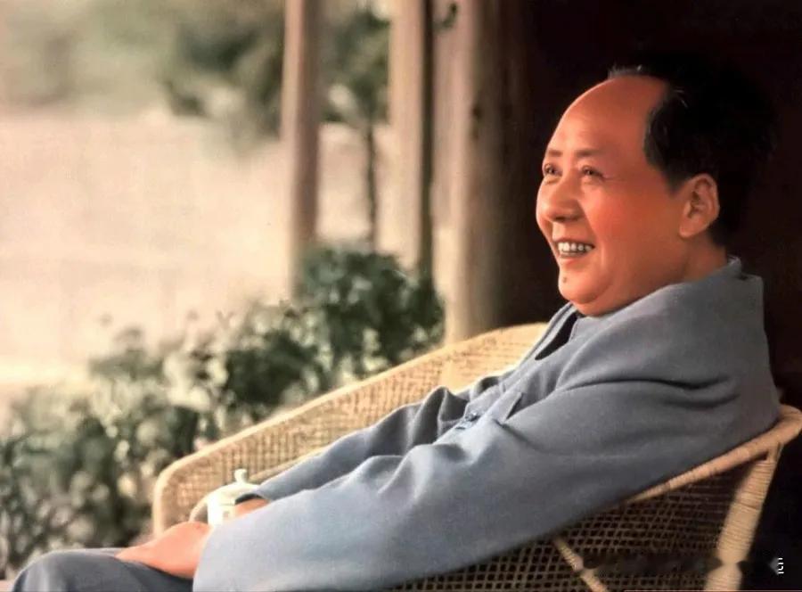 毛选：领导好不好，群众才是质检员你觉得自己方案很牛？先别急着拍板。毛主席