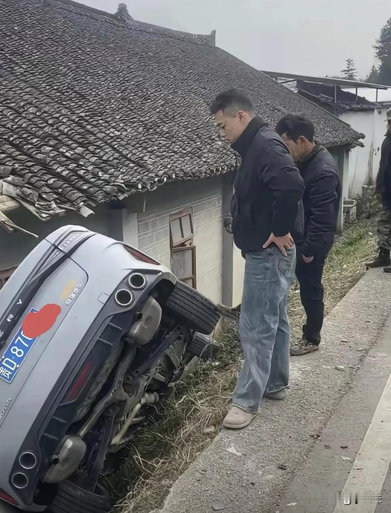 一年两箱油选手返乡了