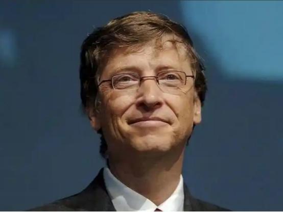 比尔盖茨义愤填膺地说：我没上过岛，不知道爱泼斯坦为啥乱写。我只和爱泼斯坦吃过饭，
