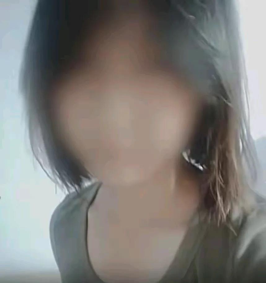 监控显示，河南女孩是被骗走的，而不是被绑走的。让人心痛，没一点安全常识。河南