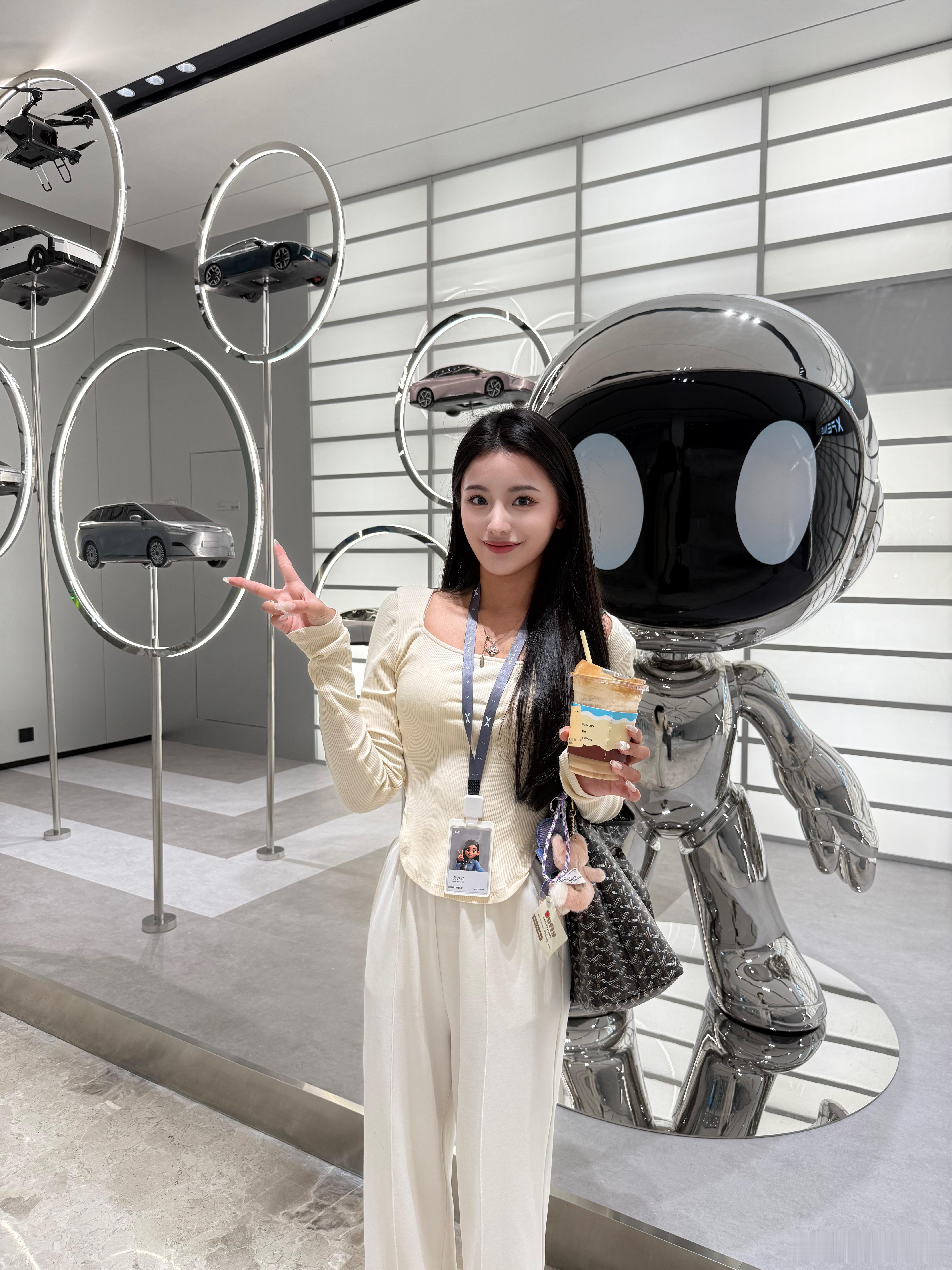 “入职”鹏厂的一天～从炫一碗猪脚饭开始[爱心]太香了！！每天上班的动力就是等着中