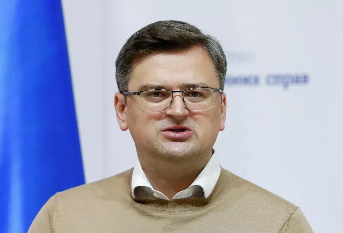 【听天由命】乌克兰前外长库列巴已经发出警告，他呼吁乌克兰接受一项看起来并不令人