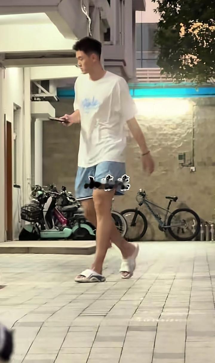 现在有消息传福建队反悔不想出租刘李给广东队。当试训进行快要实施出租合同之时，福