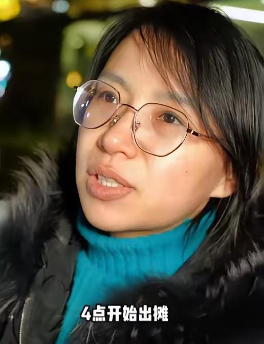 “再难也要活下去！”这是河南郑州一对普通夫妻的真实写照，也是千千万万在生活洪流中