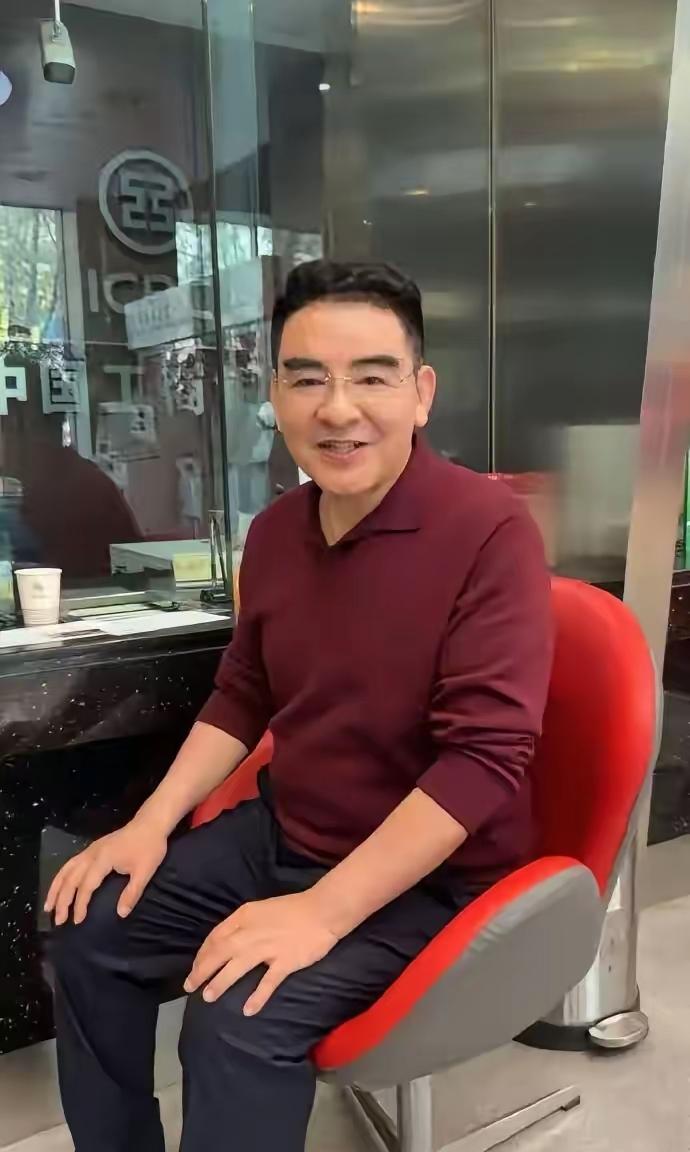 没想到吧，标哥是真的捐了1000万，没玩虚的，而且捐的钱都有大用处。嫣然医院