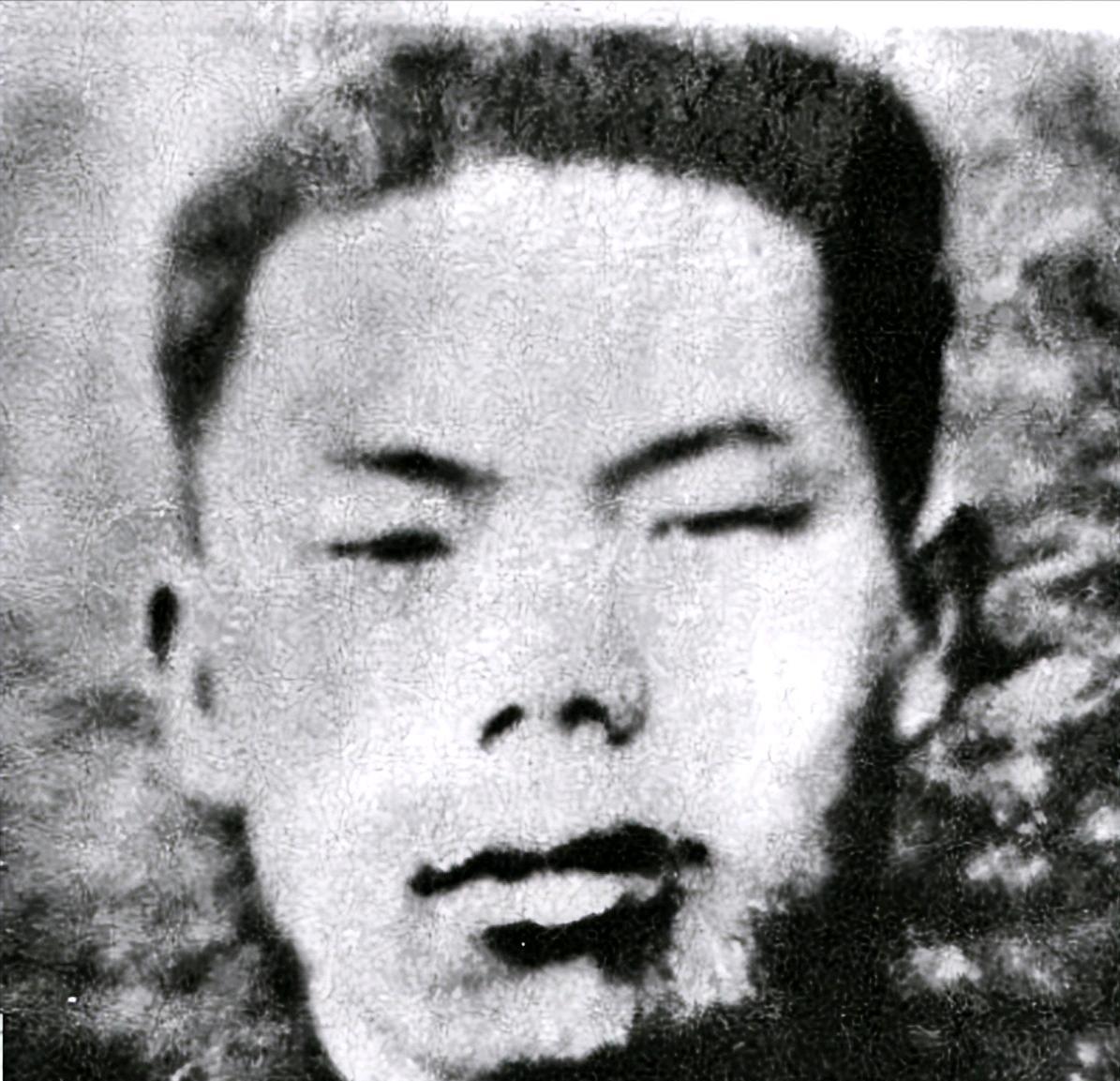 1952年，志愿军战士倪祥明睡不着，便出去巡逻，突然山下竟传来了铁器的叮当声，为
