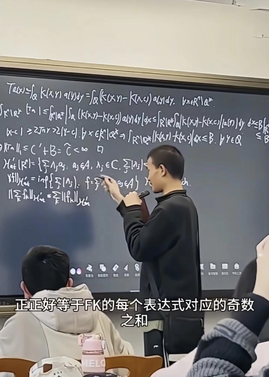 韦神和手搓涡轮喷火发动机少年。韦神的数学，大家都知道他是天才，想造假都没有办法