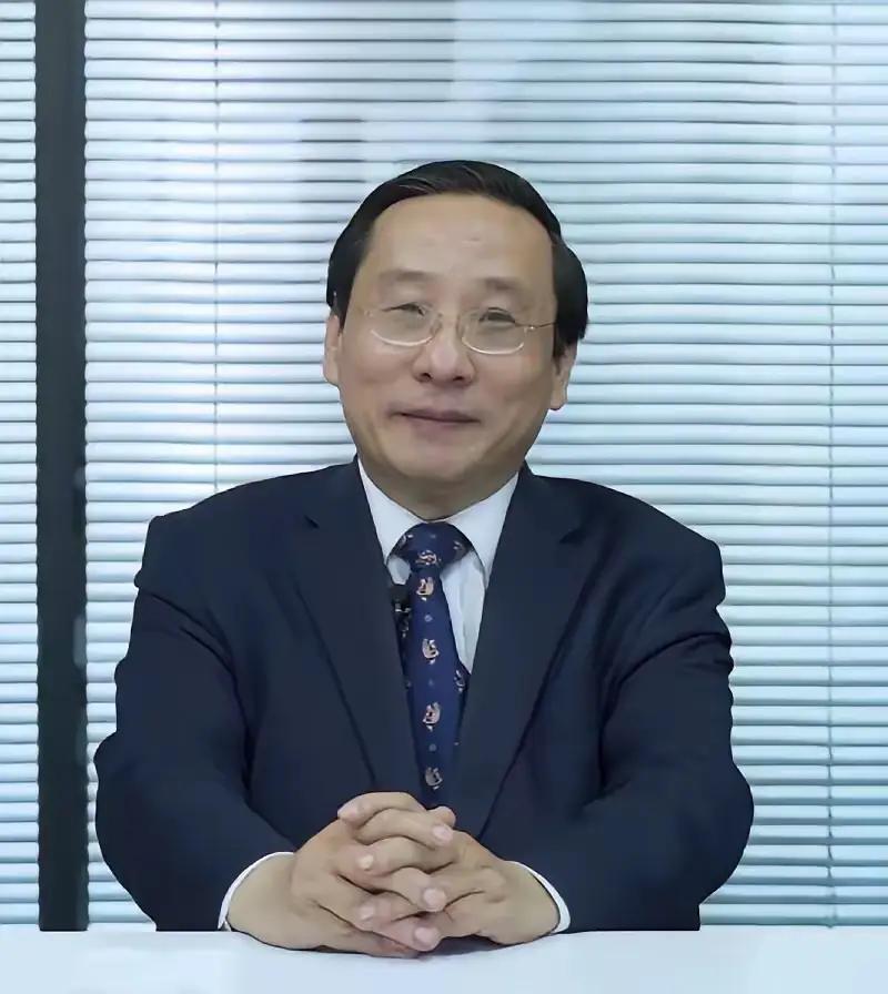 高志凯曾经的这番话可谓是用心良苦啊！他说：有些国人质疑我言辞过于尖锐，在接受