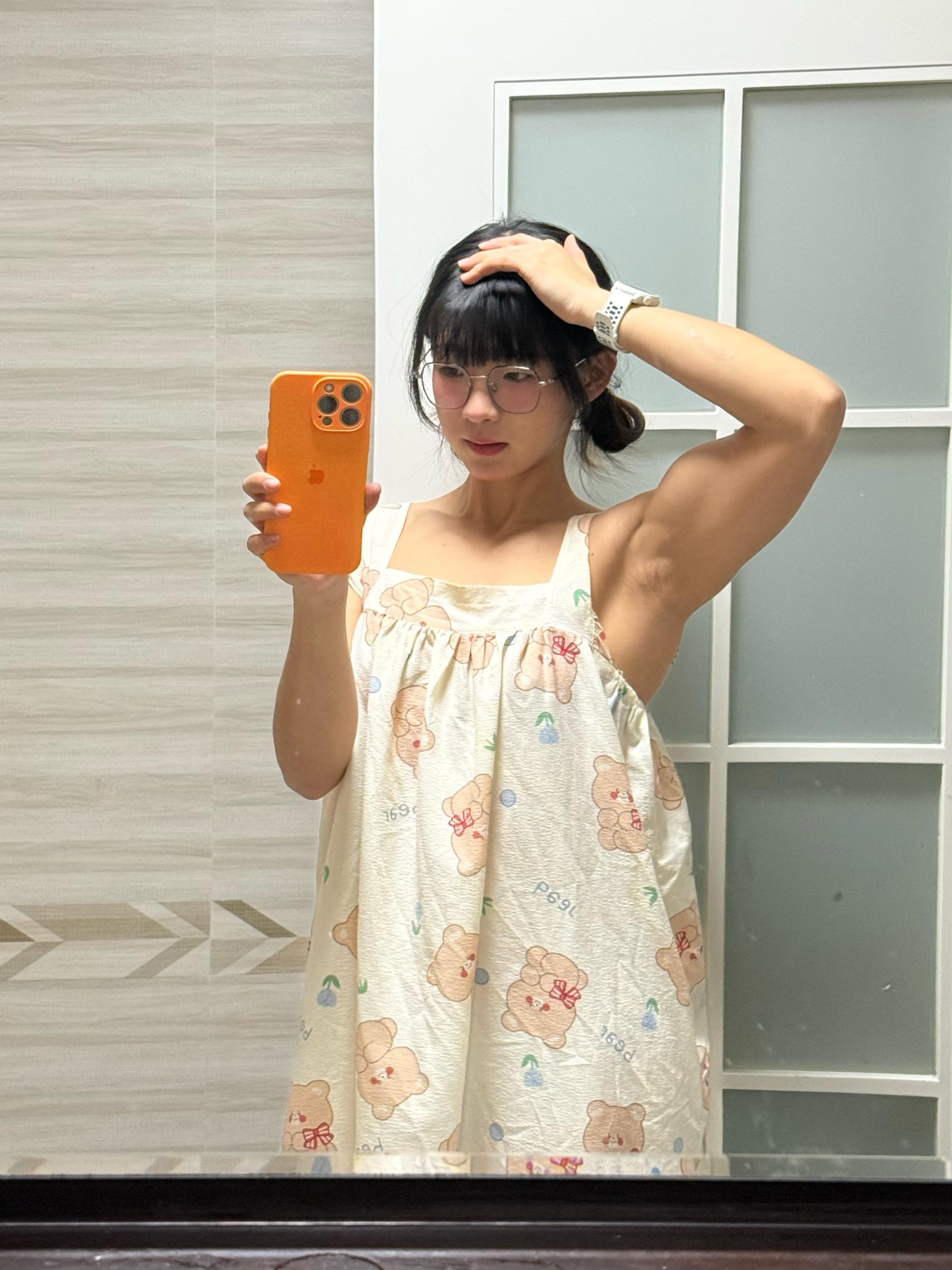 穿个麻袋都好看。