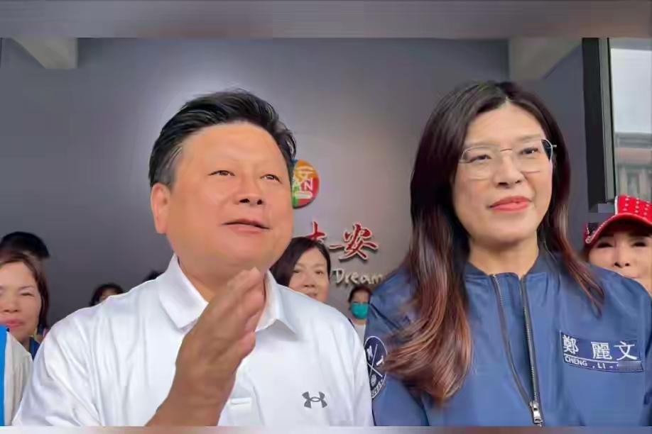 郑丽文开启团结的谢票之旅！昨天，郑丽文到了花莲拜访花莲国民党地方党部，傅琨萁与他