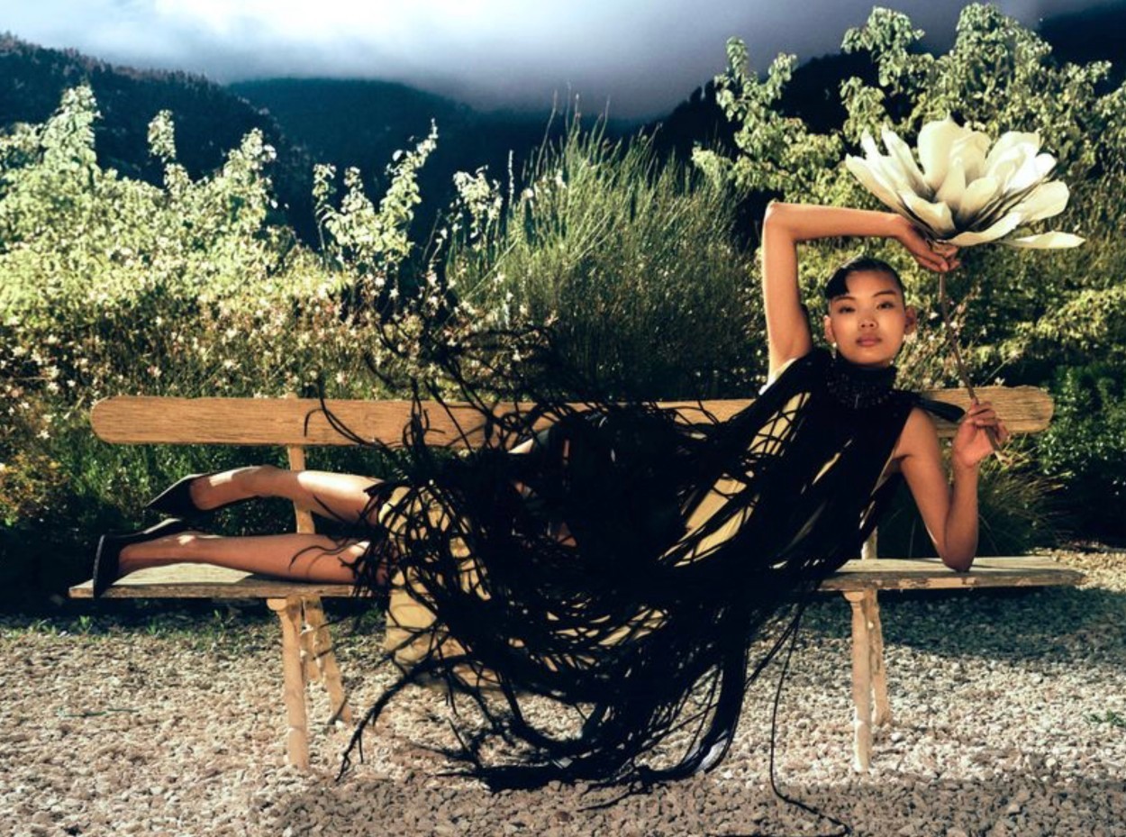 模特XiaoruiLiVoguePhilippinesFebruary