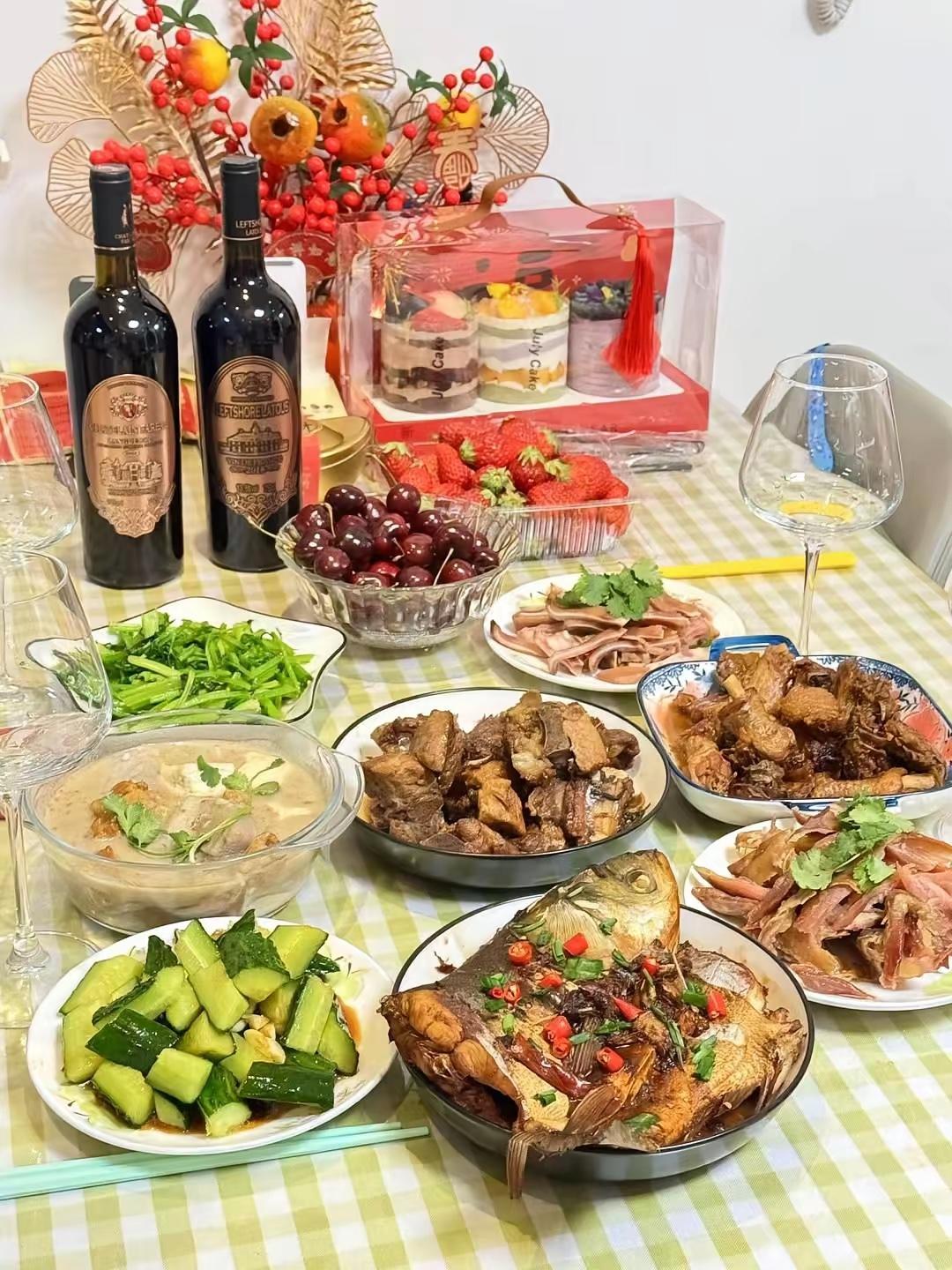 这么贤惠的人不多了吧，我现在几乎很少做饭的，因为怕发胖！