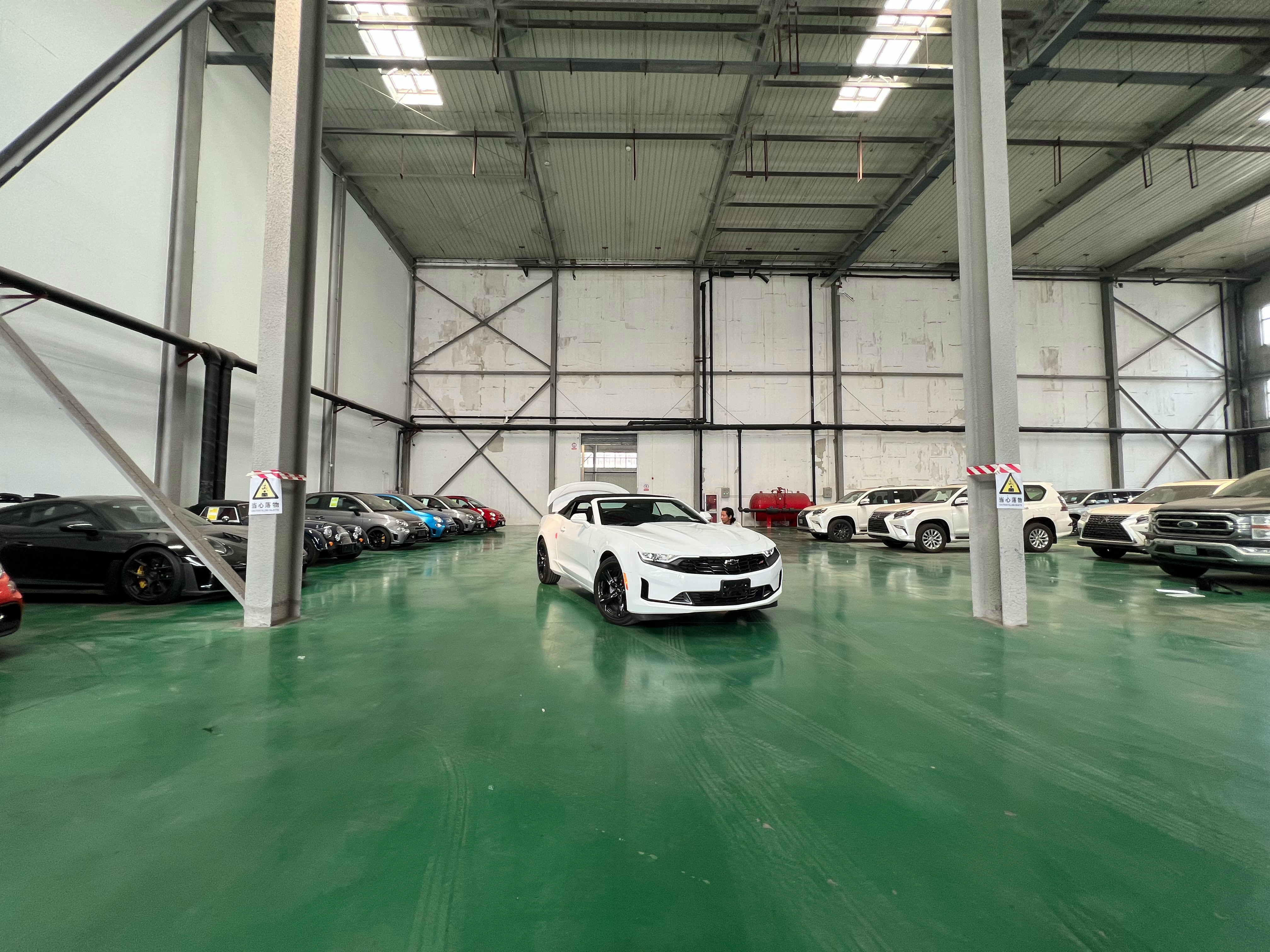 给这个车干退运了退运能卖3万多美金，亏不到10万人民币清关出来，要亏15-20万