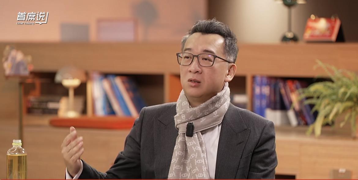 莲华资管洪灏谈黄金3月27日，莲华资管管理合伙人洪灏洪灏在直播中表示，现在莲