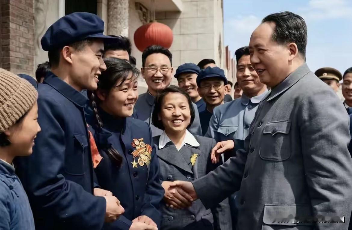 毛主席的改革，改天换地，改变了世界，改变了全人类！！！推翻了三座大山，民族独立，