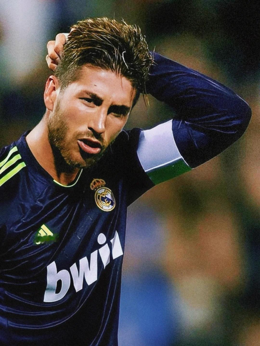 为啥米兰球迷宁愿要席尔瓦也不愿要拉莫斯？最近拉莫斯要来米兰的呼声愈演愈烈，前皇