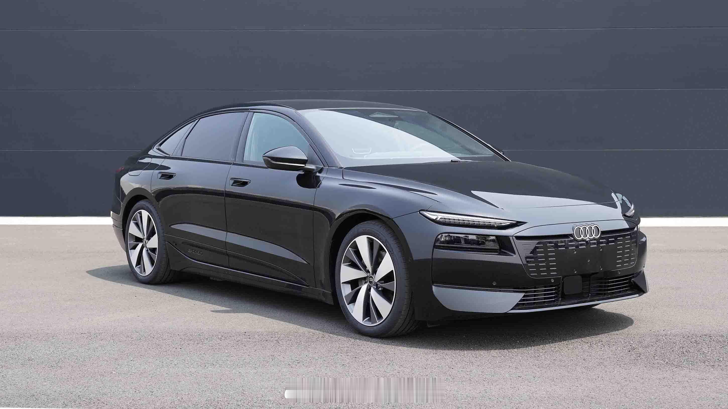 奥迪A6Le-tron，果然豪华旗舰就是不一样！作为奥迪新一代纯电动车型，奥迪