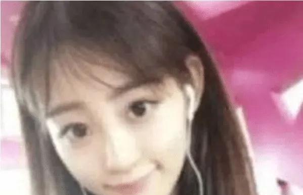 祝绪丹22到33岁颜值变化：从青涩到从容的美丽进阶之路在娱乐圈这个颜值与实力并