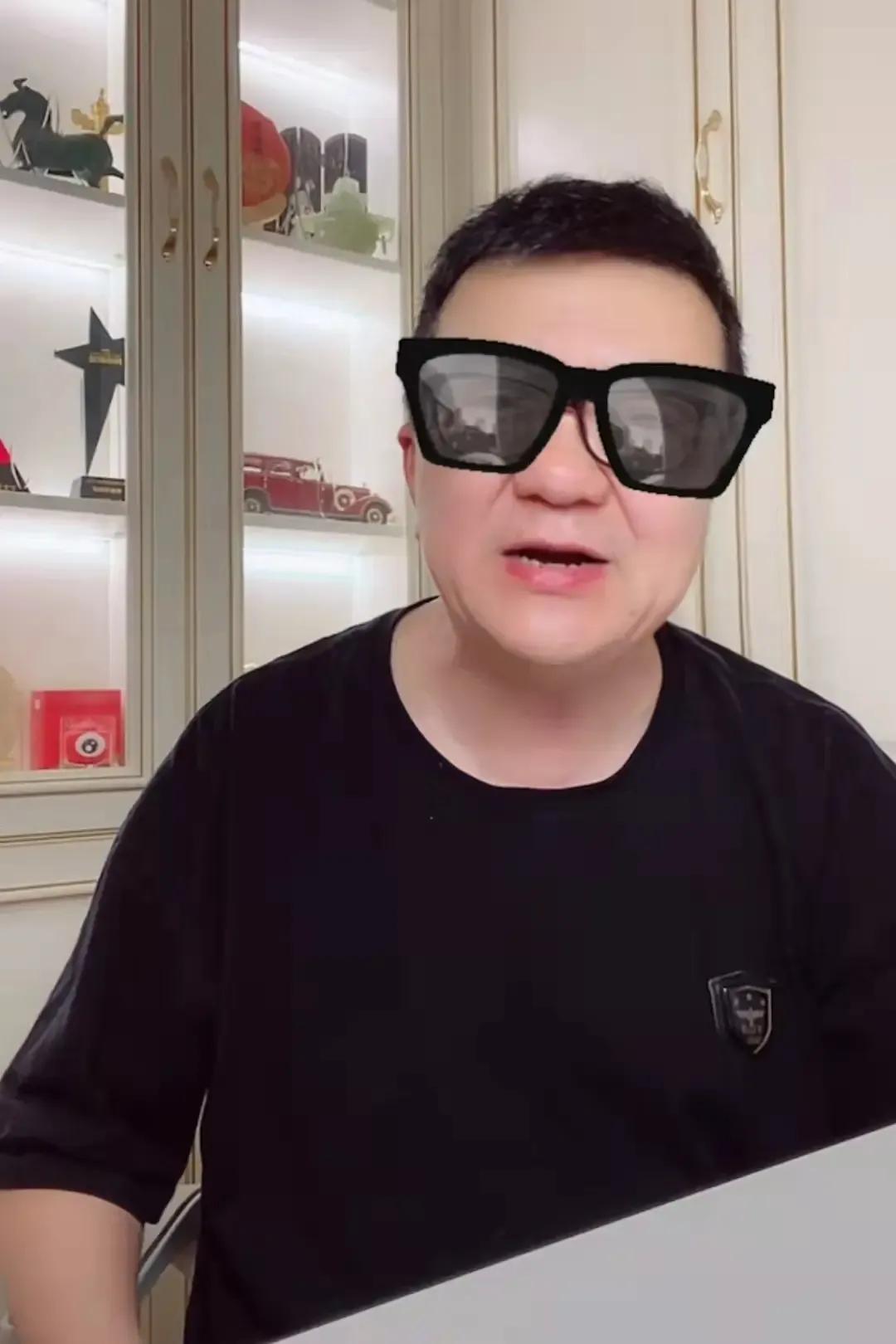 董路太小看江苏人了。他居然让网友给苏超带话，谁能赢南通支云就奖励十万块钱。吓死我