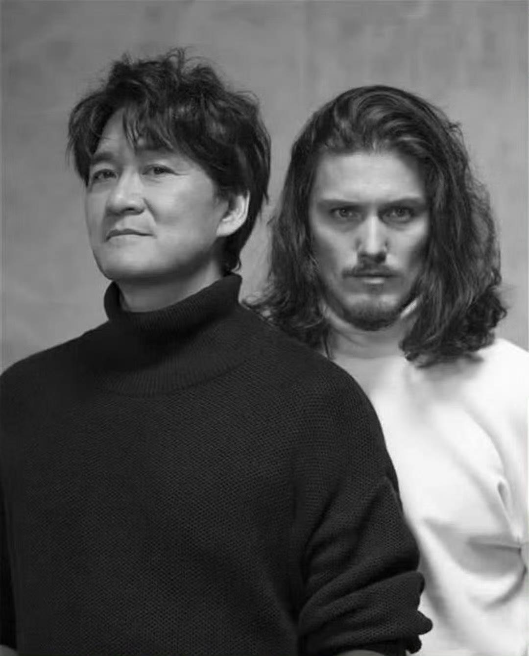 周华健的儿子周厚安，作为混血儿长得比爸爸还显老，妈妈的基因台强大了，一点东方血统