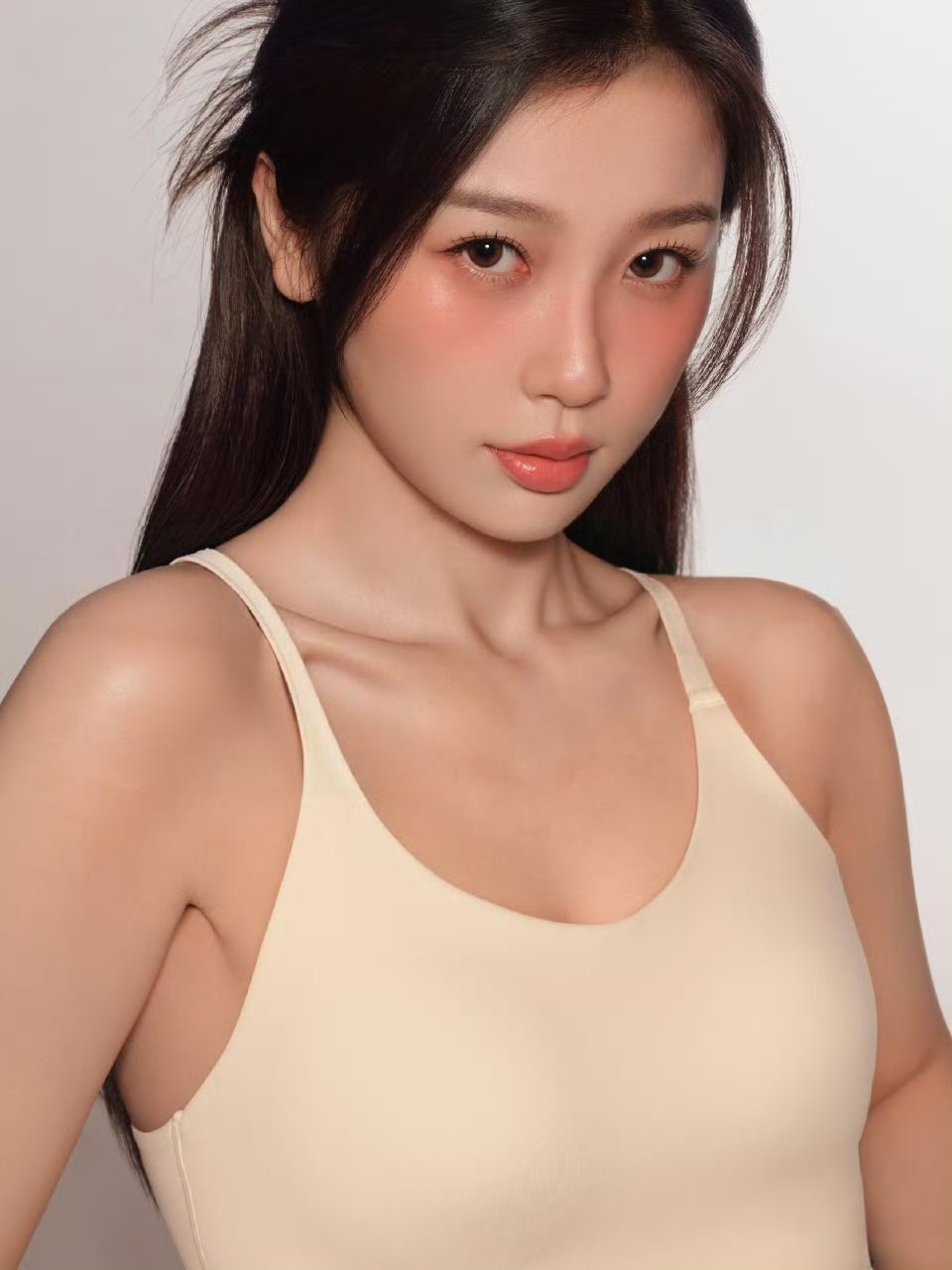 虞书欣品牌代言图虞书欣瑜伽服身材虞书欣日常分享​​​
