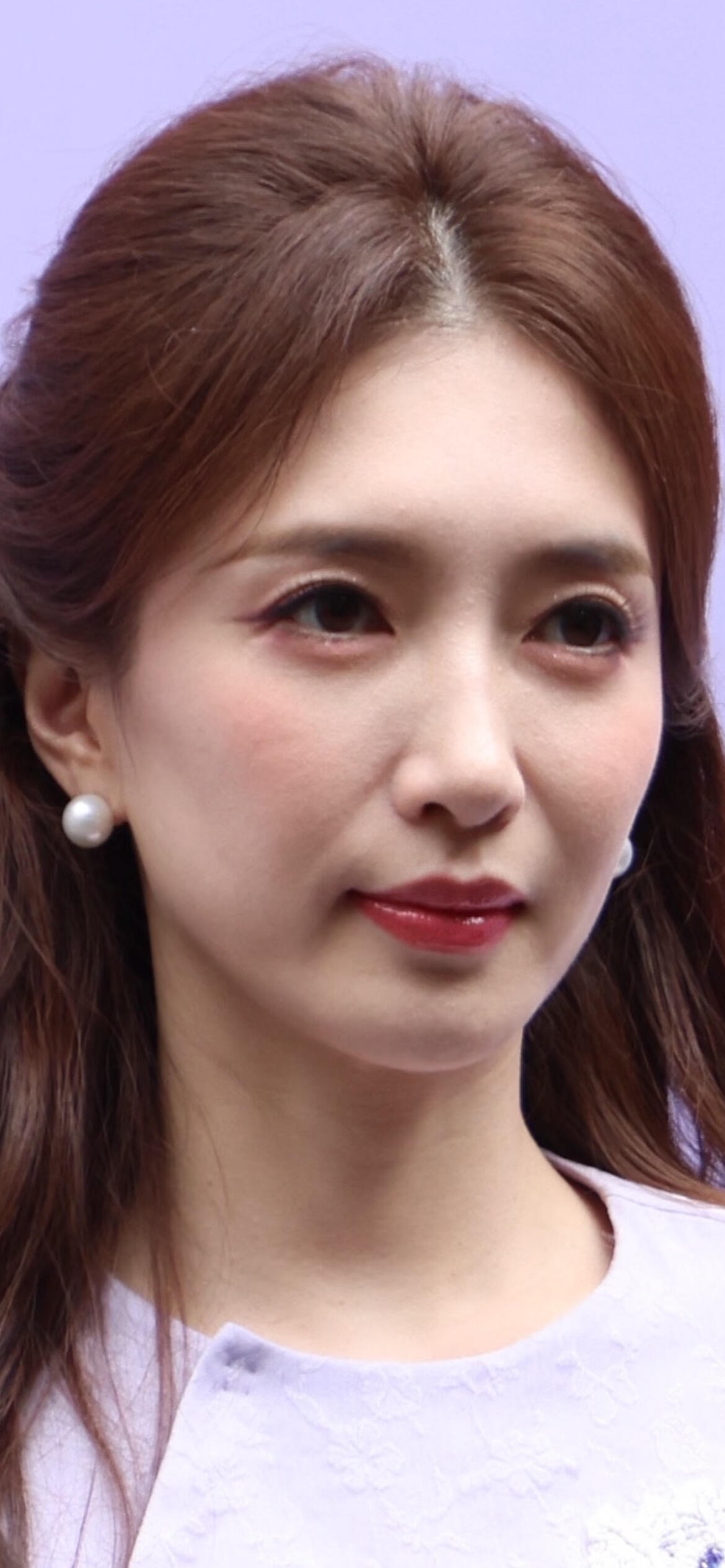 江疏影淡颜看上去老了好多