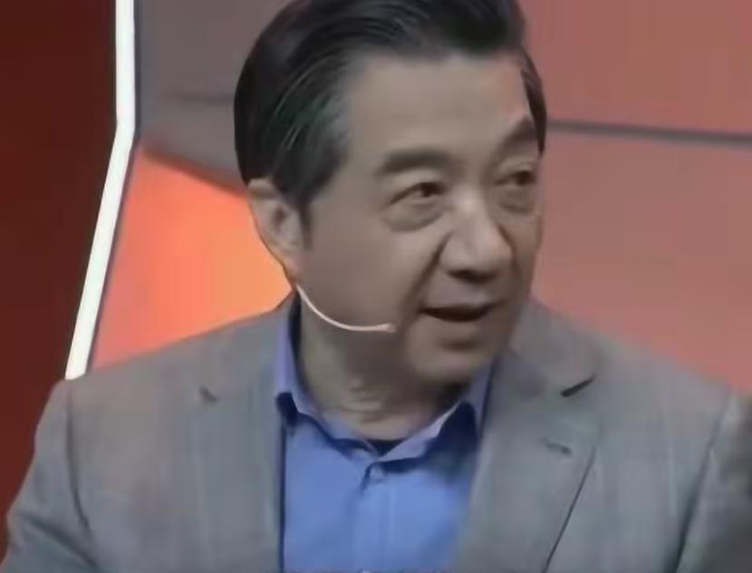 谢谢你张召忠！你真是伟大的预言家！2015年你说就算美国什么都不做、原地等待