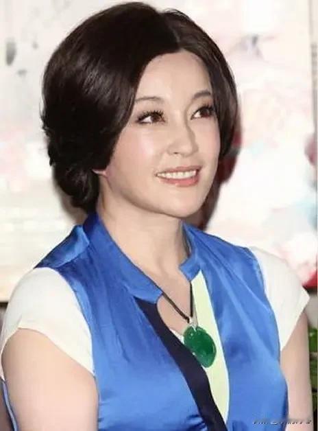 刘晓庆如今虽已至古稀之年，却依旧在事业的舞台上拼搏，着实令人动容与钦佩。在