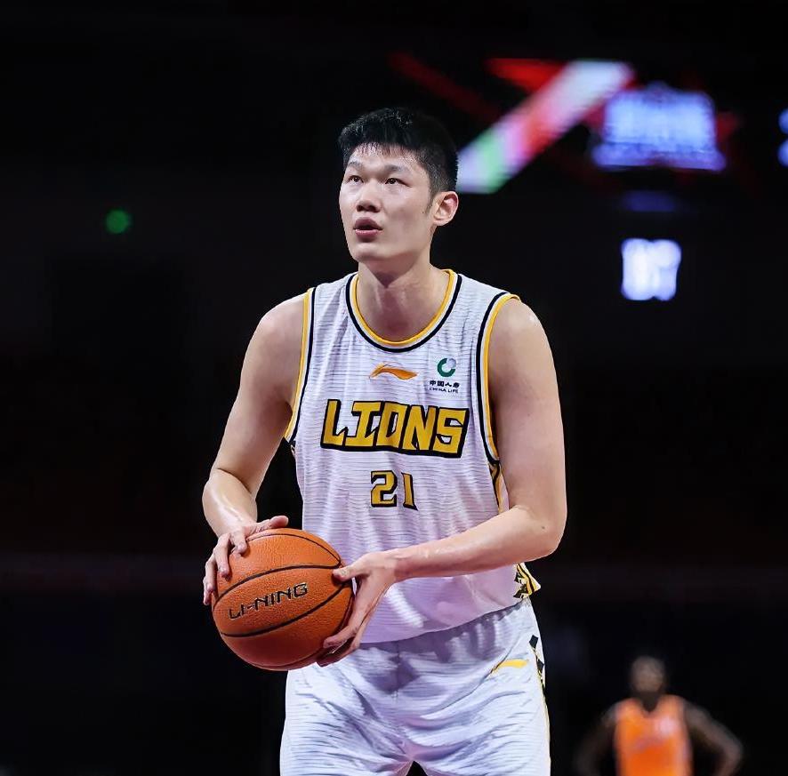 大爆冷，广厦80-100惨败广东，今日广厦的首发五虎正负值惨不忍睹啊！！！